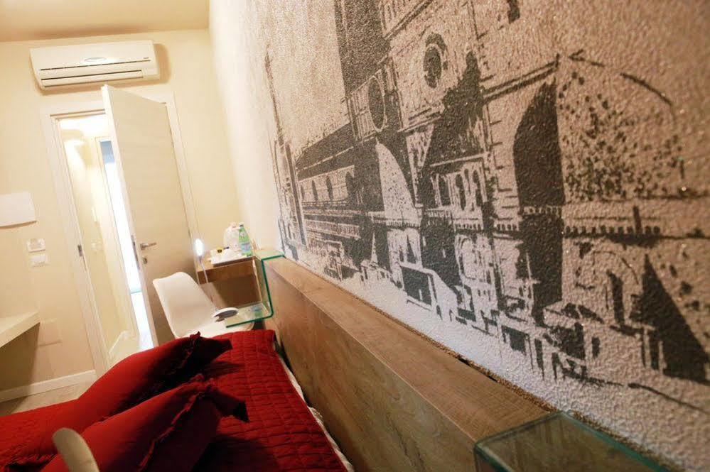 B&B Santa Maria Novella Firenze Bagian luar foto